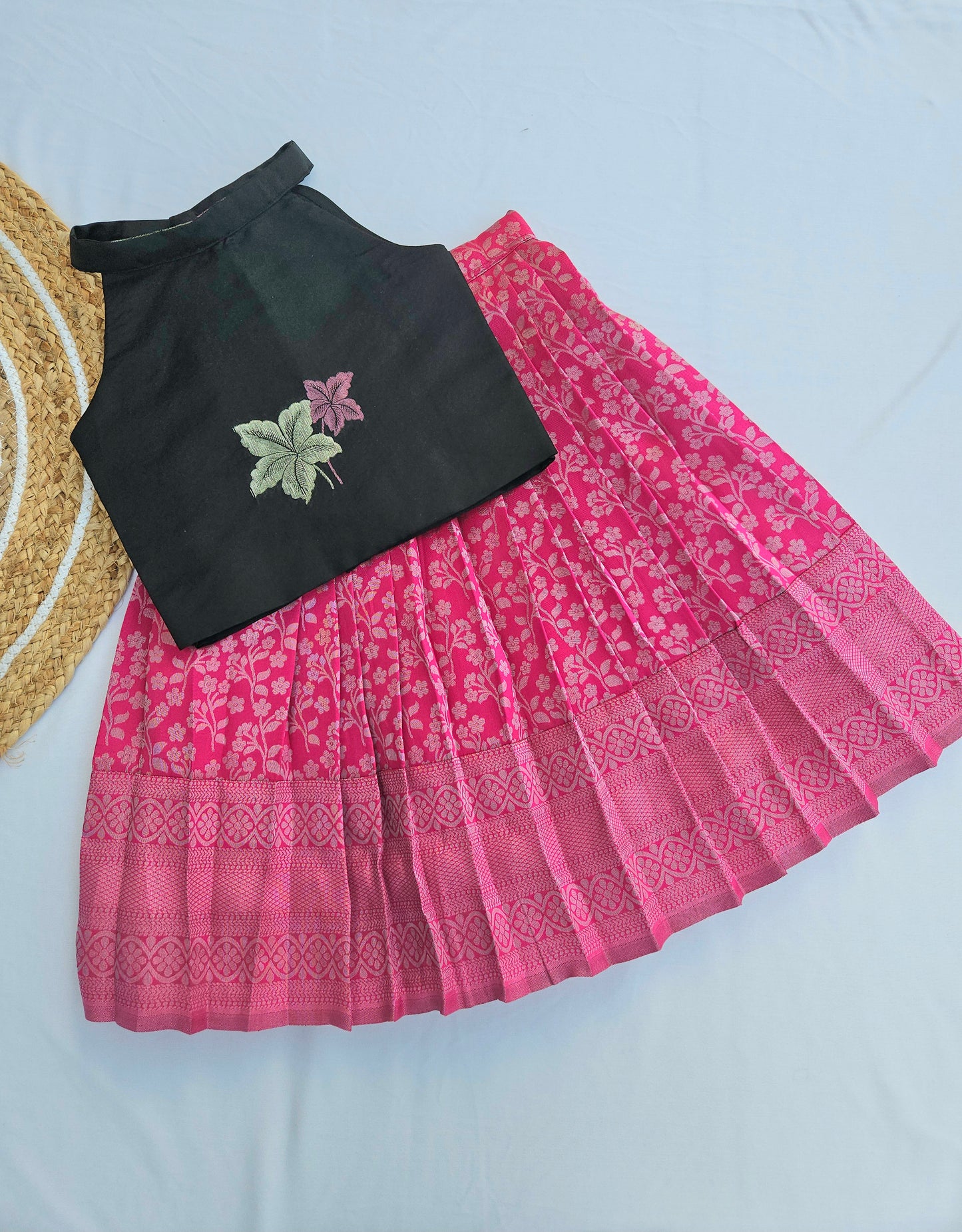 Ethnic Wear - Midnight Blush🖤💕