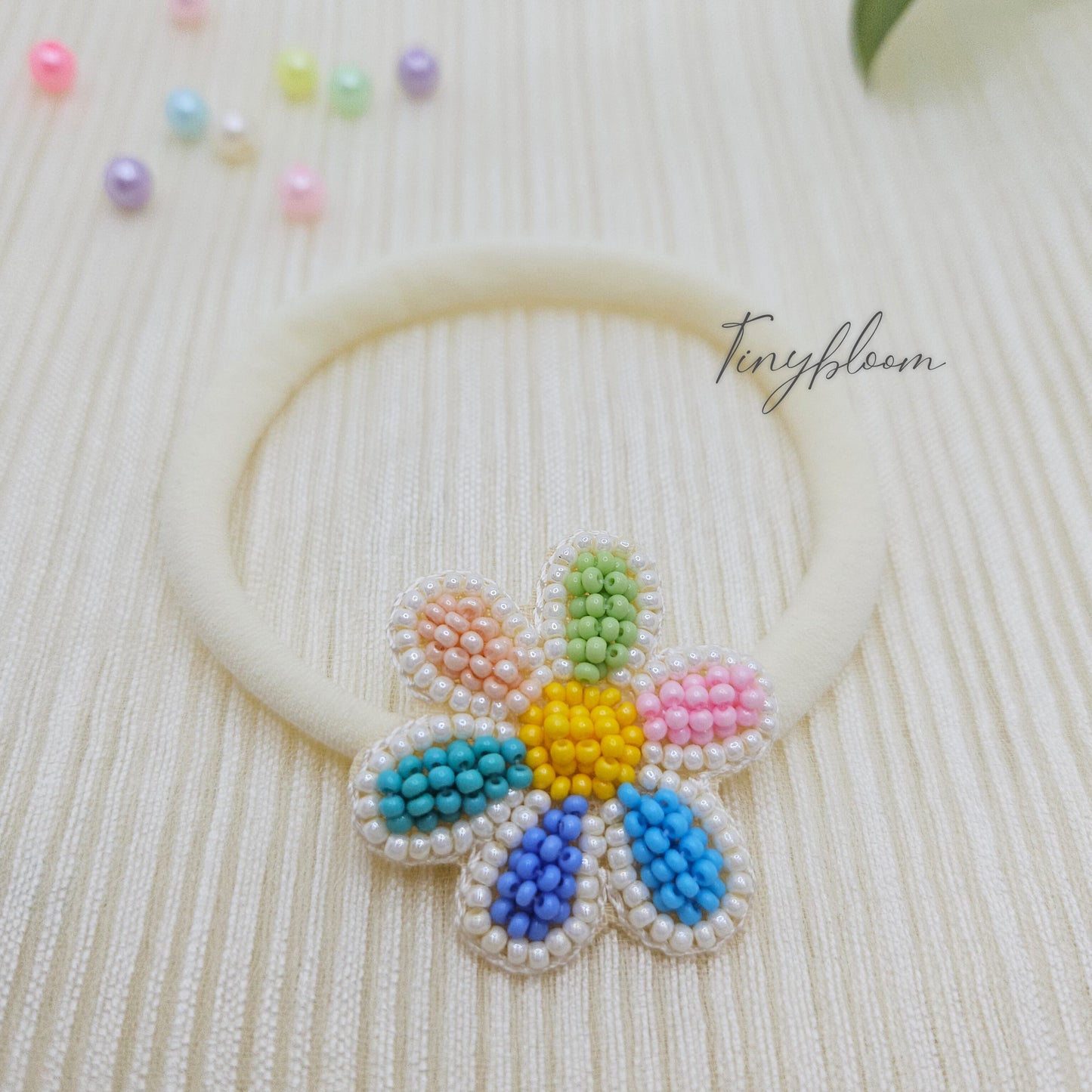 Daisy Dazzle headband