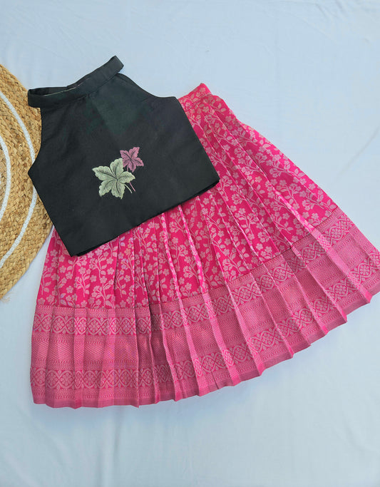 Ethnic Wear - Midnight Blush🖤💕