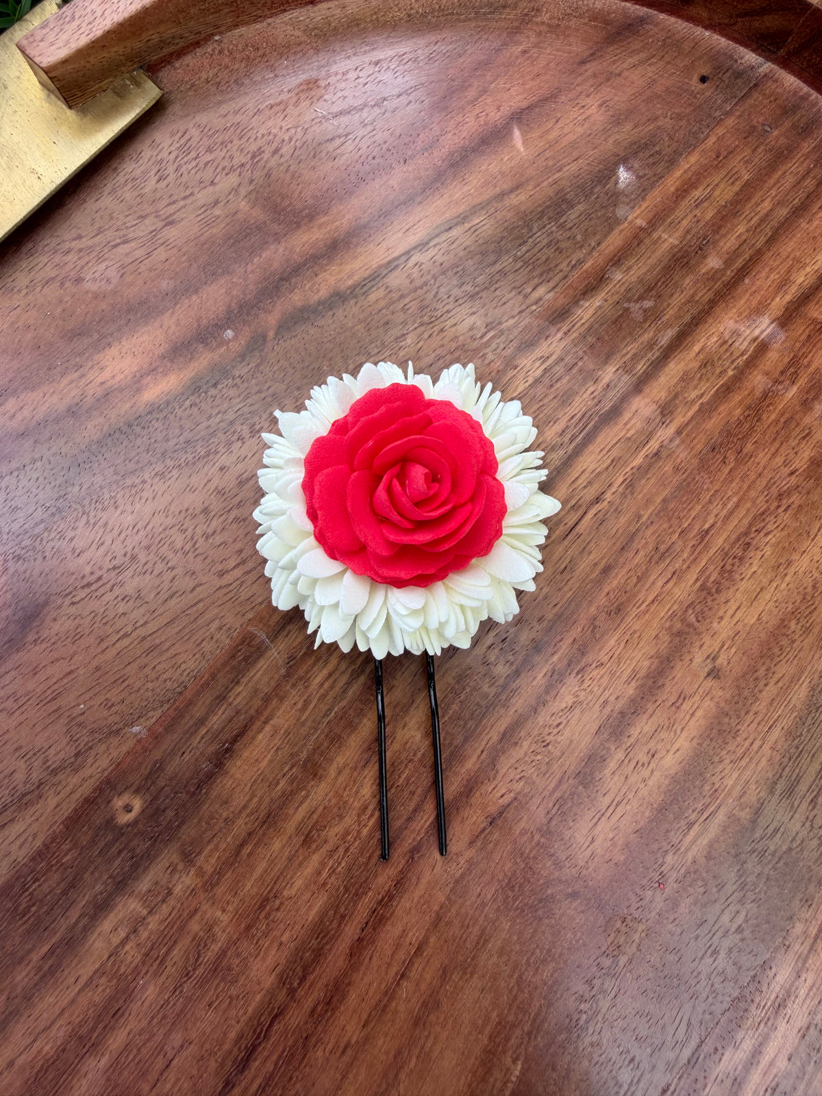 Mullai ( Rose) - U pin
