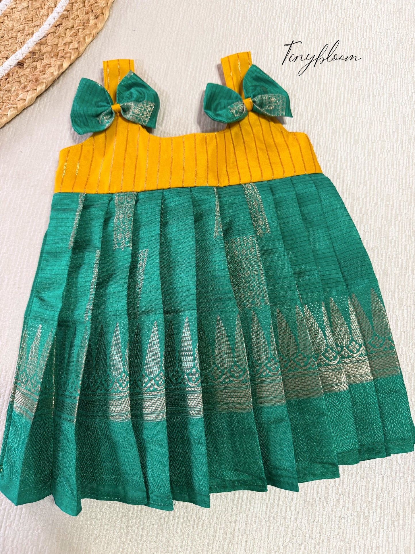 Kanchi bloom - Green