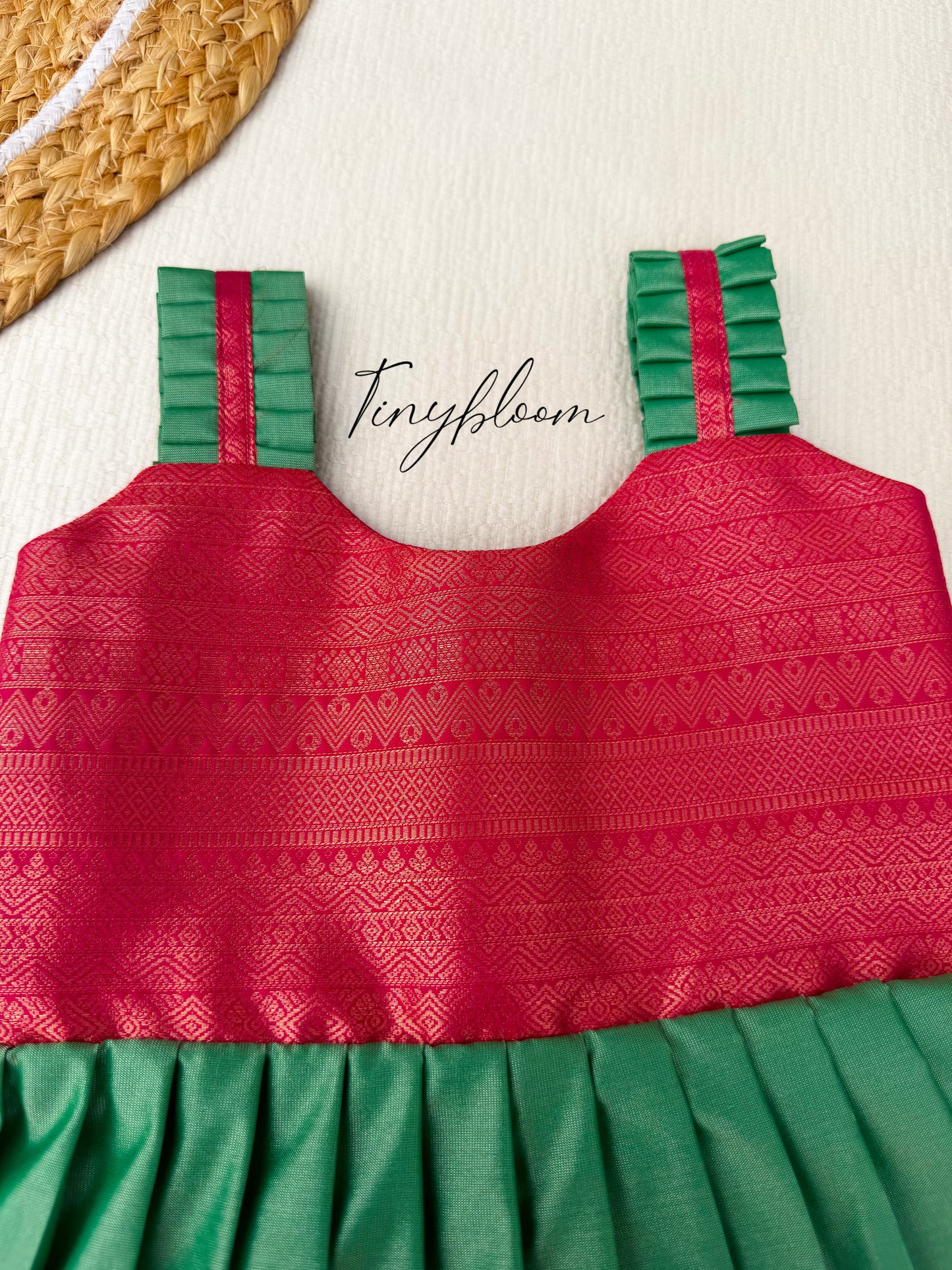 Aarunya Frock