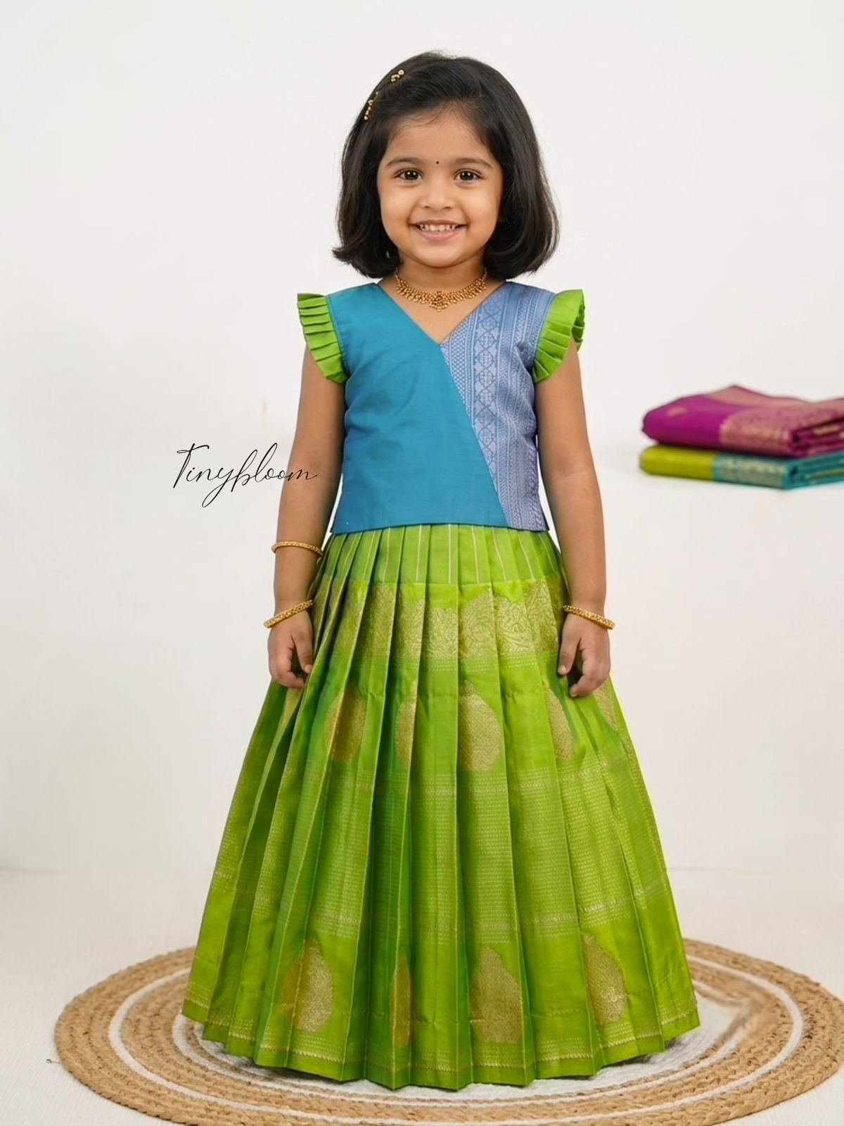 Viha- Green & Blue