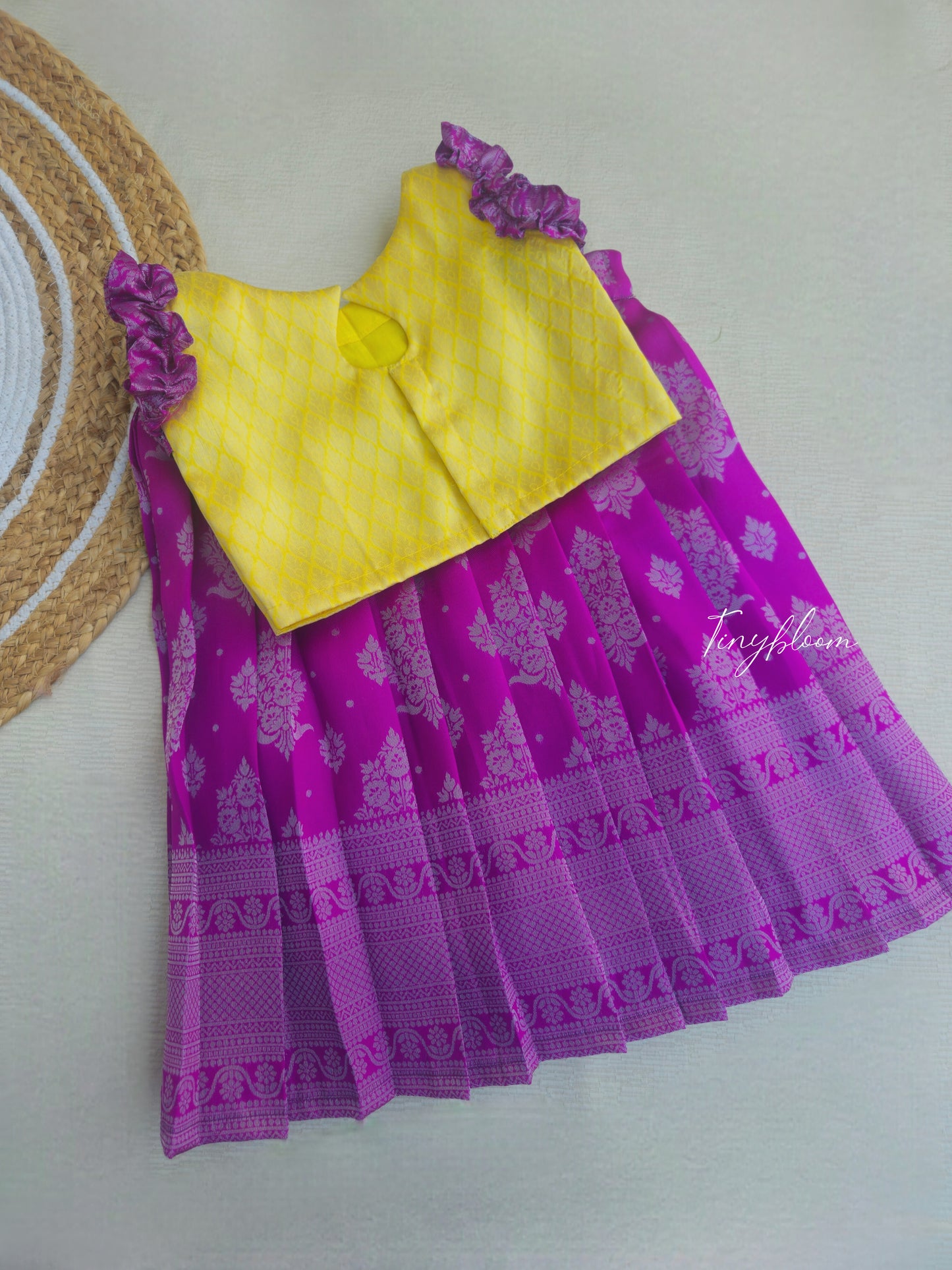 Vaibhava - Banaras Silk