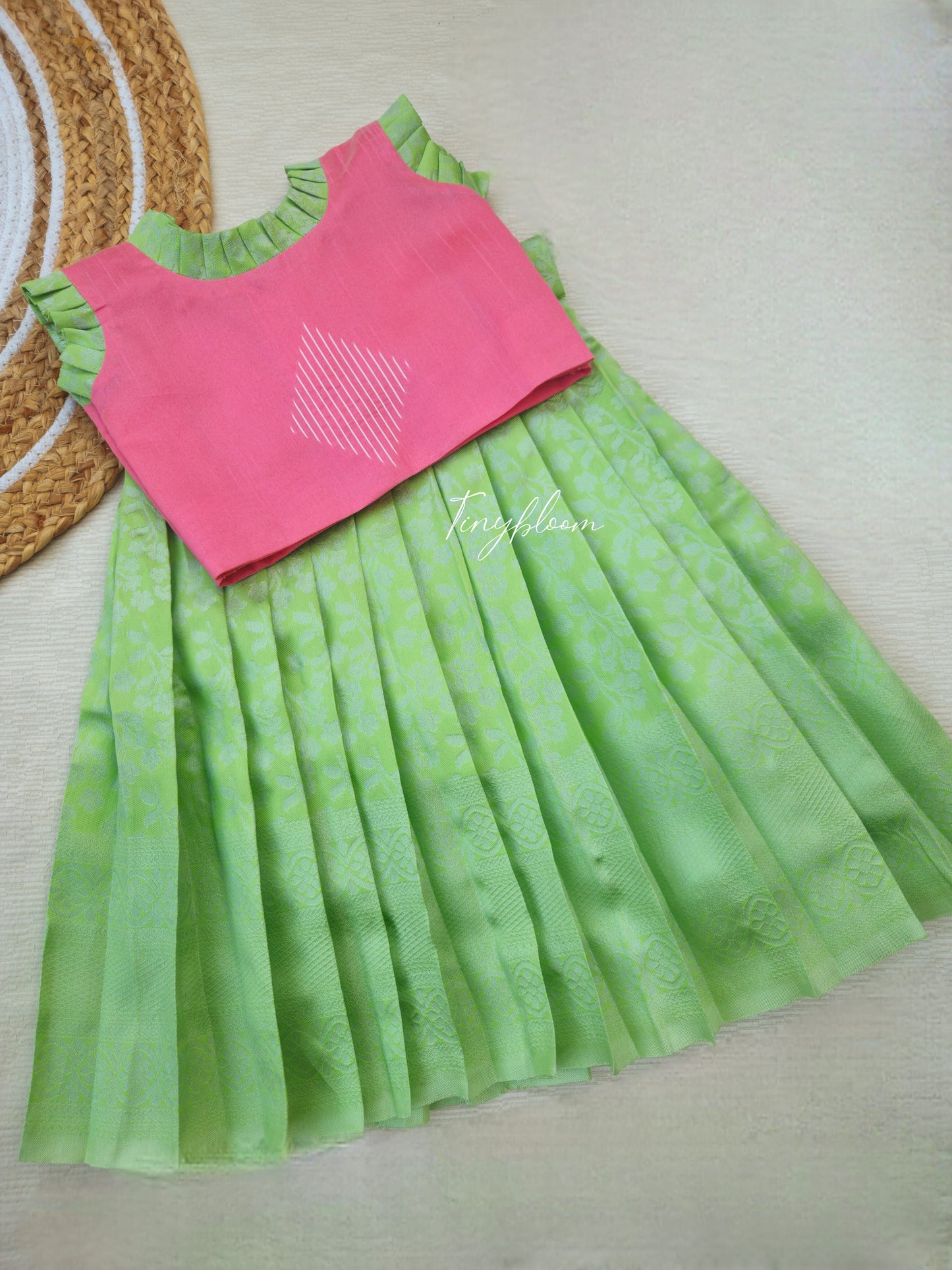 Rosy Mint