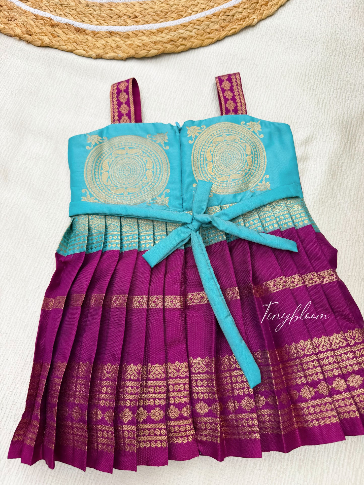 Nila Blue